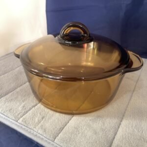 VITRO Amber 2.1 quart with lid stove and oven bowl. New in box